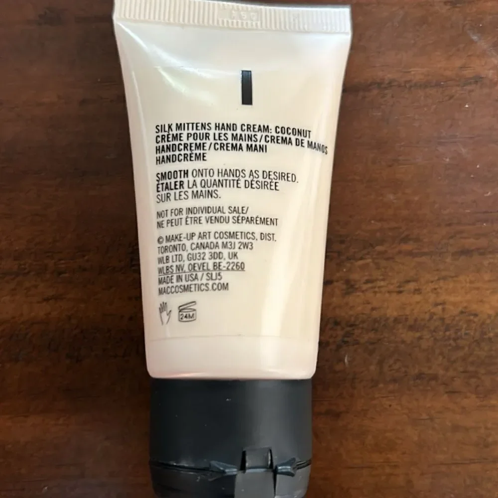 MAC Silk Mittens HAND CREAM : COCONUT 30 ML & Strobe Pinklite &  Ipsy bag new